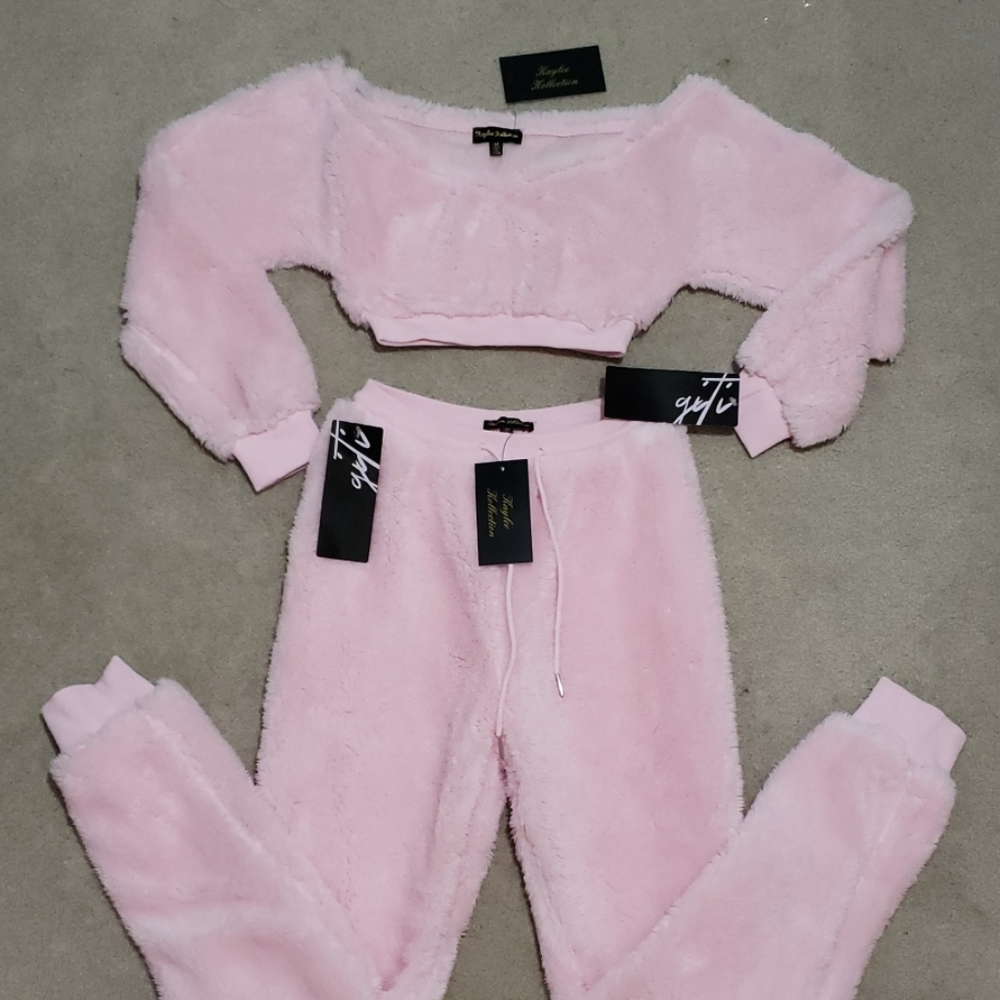Pink Fur Set (Brand New w/ Tags)